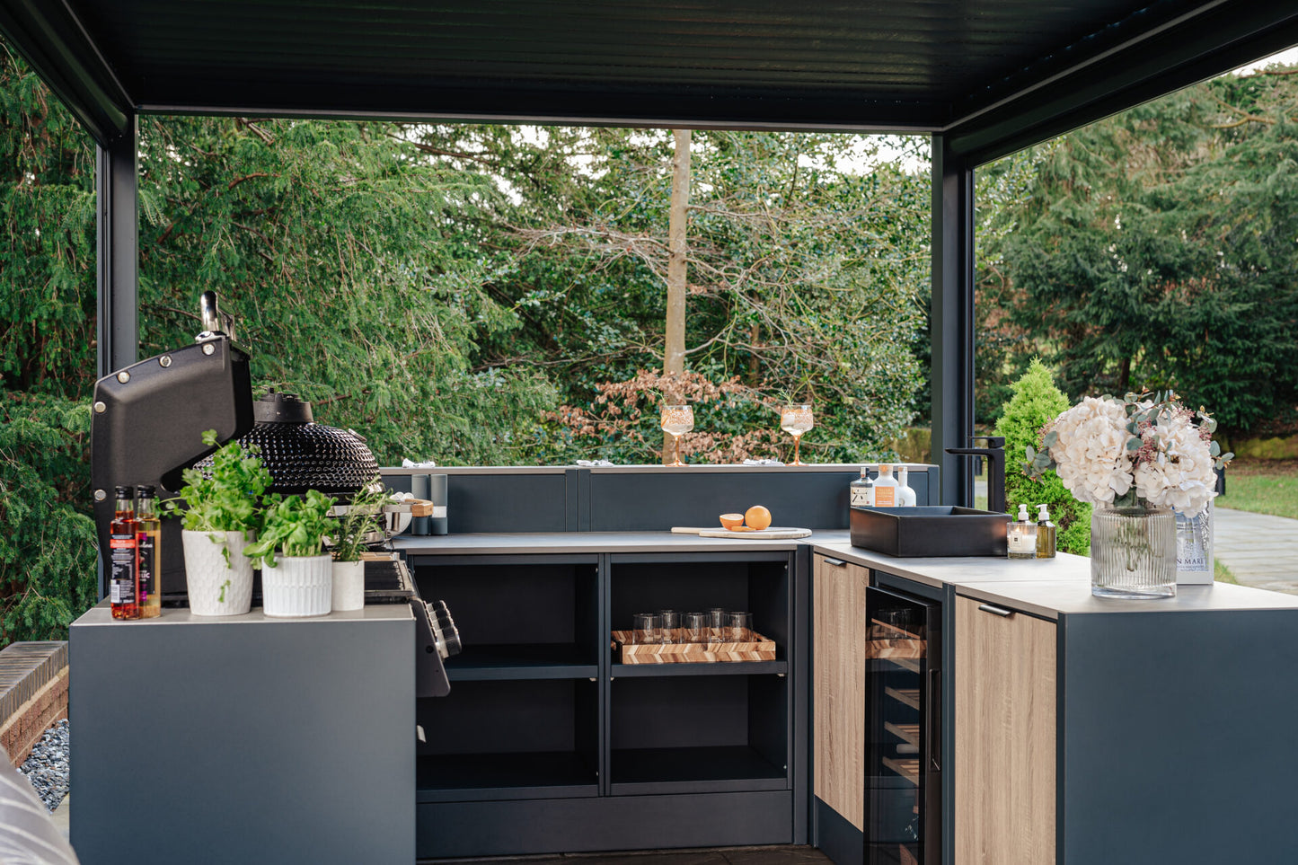 HEX Living - Buckley Classic Outdoor Kitchen